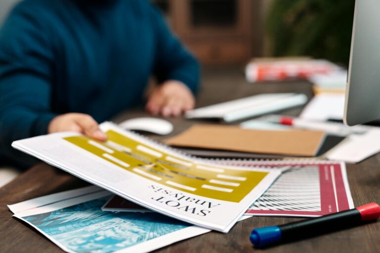 SWOT analiza sa grafičkim prikazom snaga, slabosti, prilika i pretnji za poslovanje.