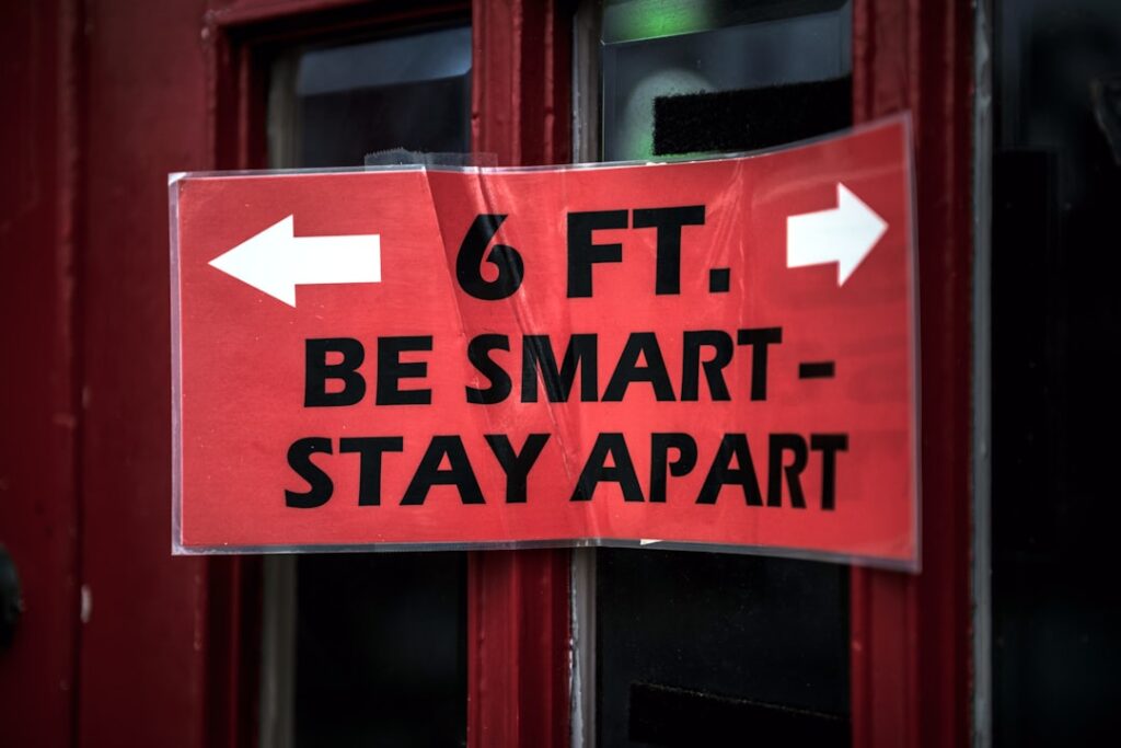 Postavljanje SMART ciljeva u digitalnom marketing planu za preduzetnike: specifični, merljivi i vremenski ograničeni